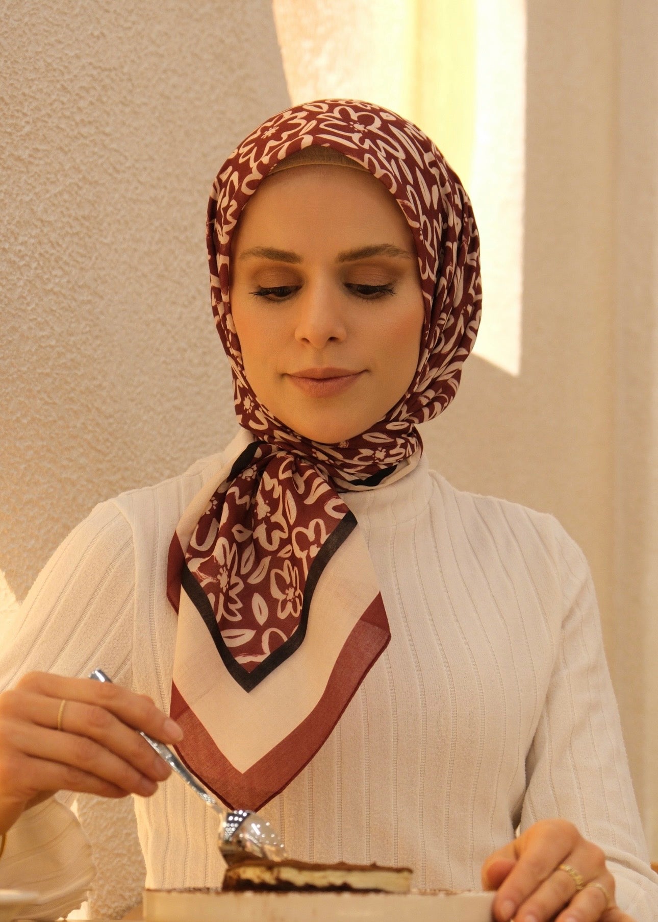 Flora Line Square Scarf - Burgundy