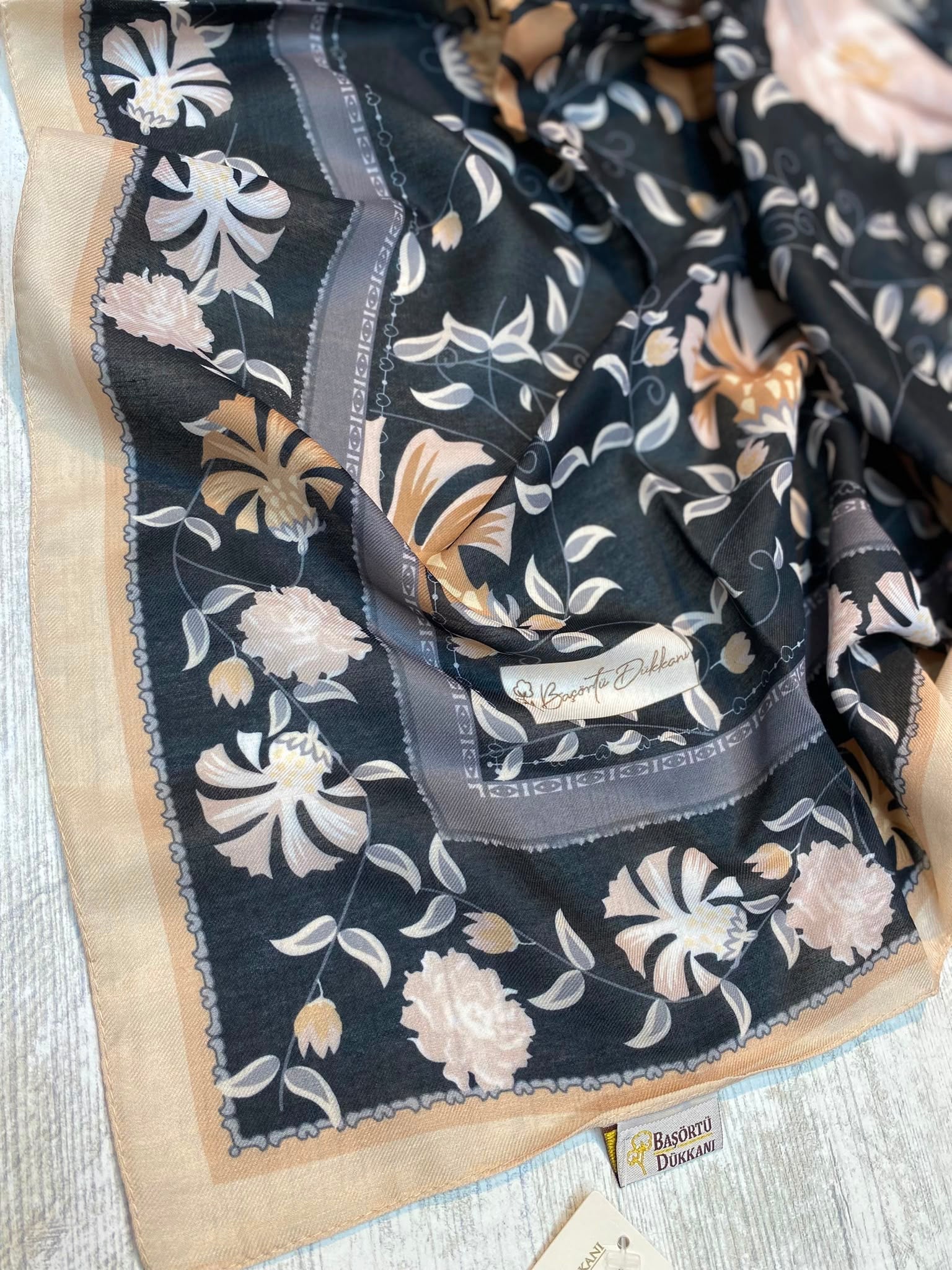 Palace Flower Square Scarf - Black