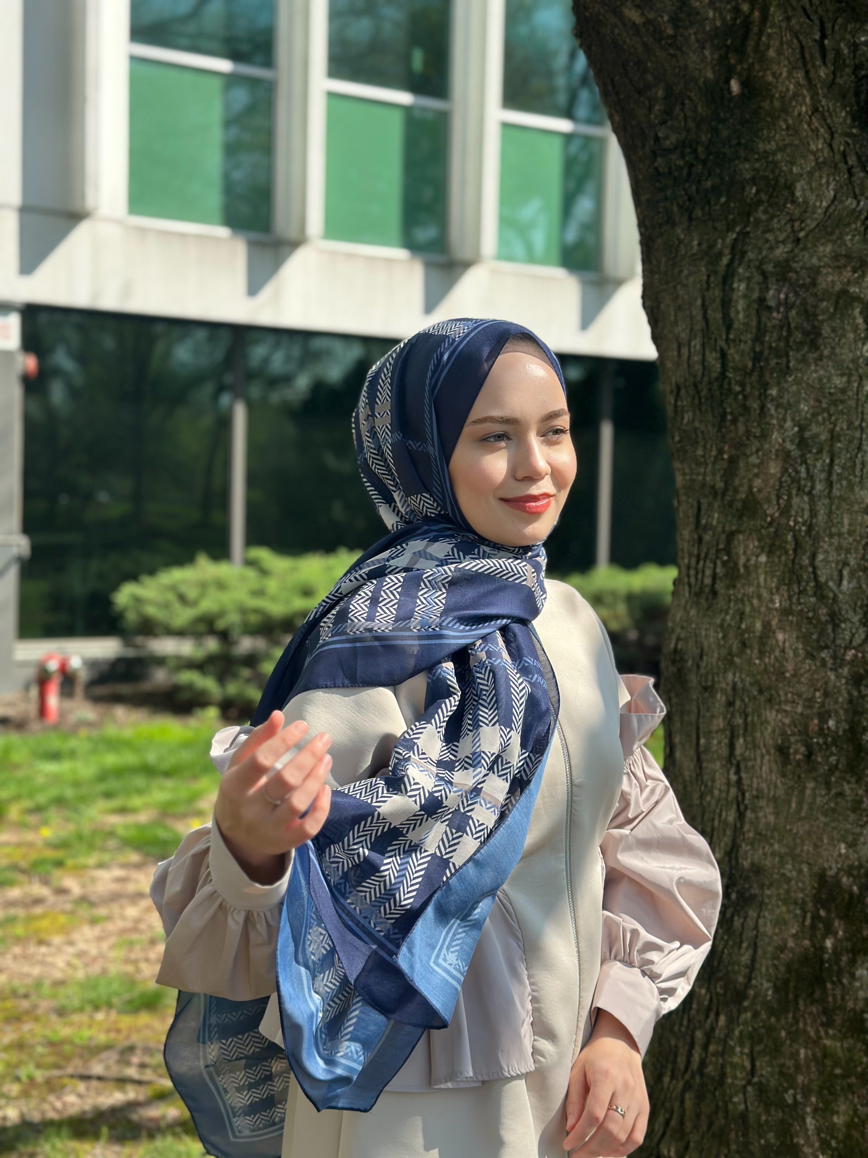 Plaid Hijab - Navy