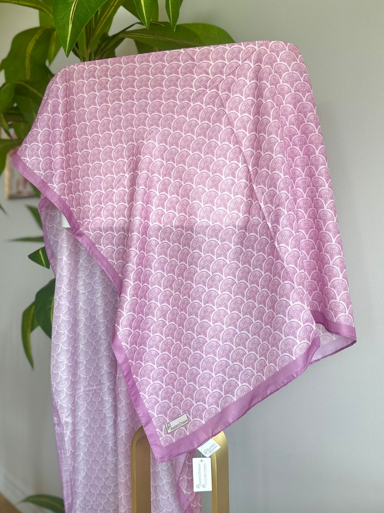 Minimal Pattern Hijab - Judas Tree