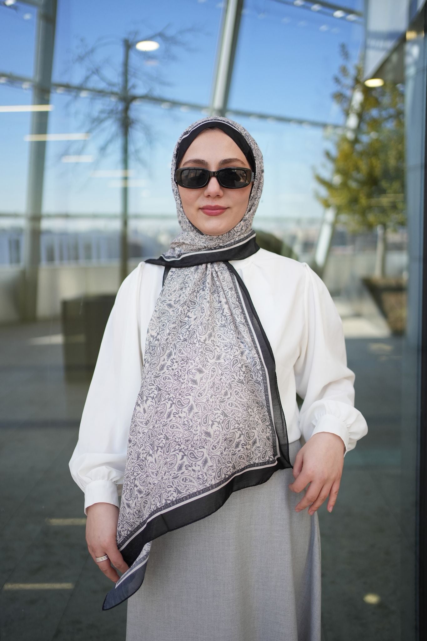 Scheherazade Hijab - Ecru