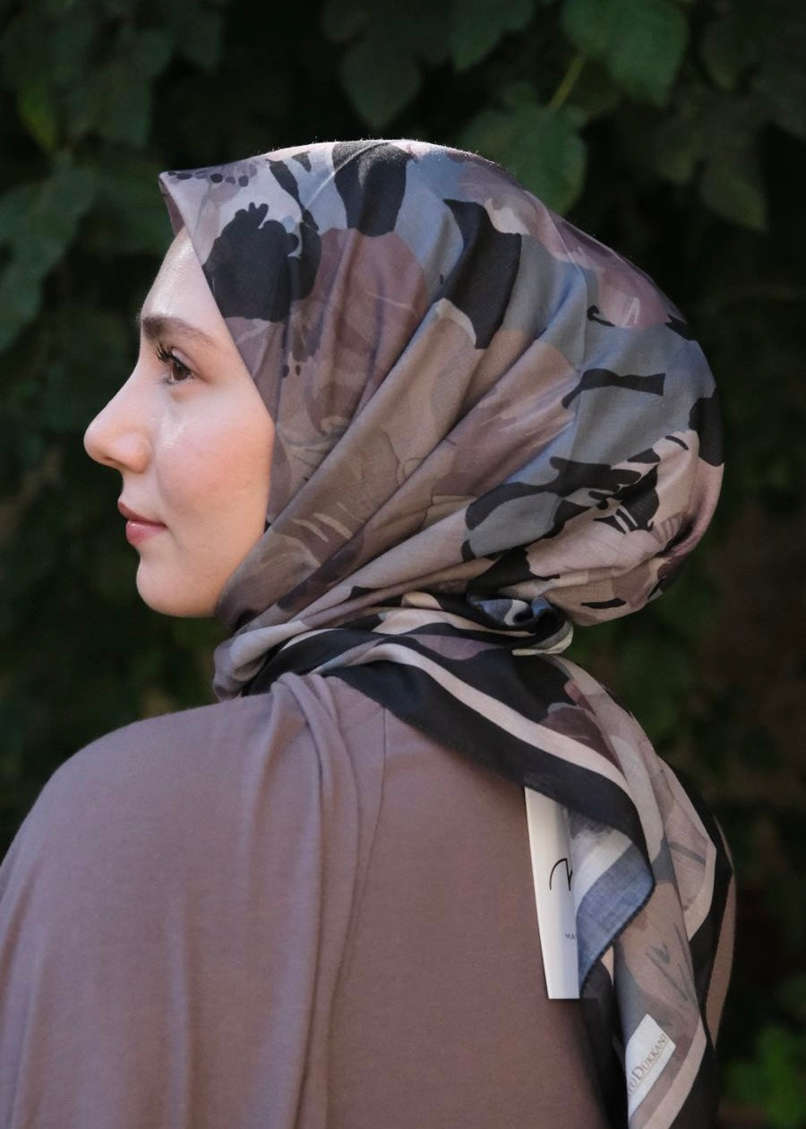 Maribel Square Scarf - Black