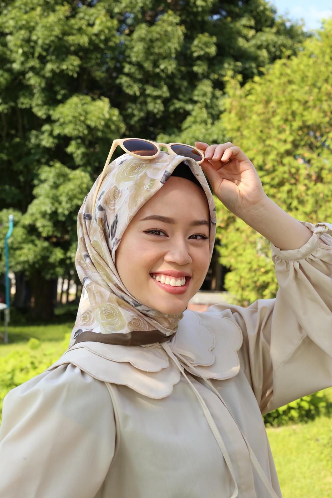 Rose Square Scarf - Olive Green