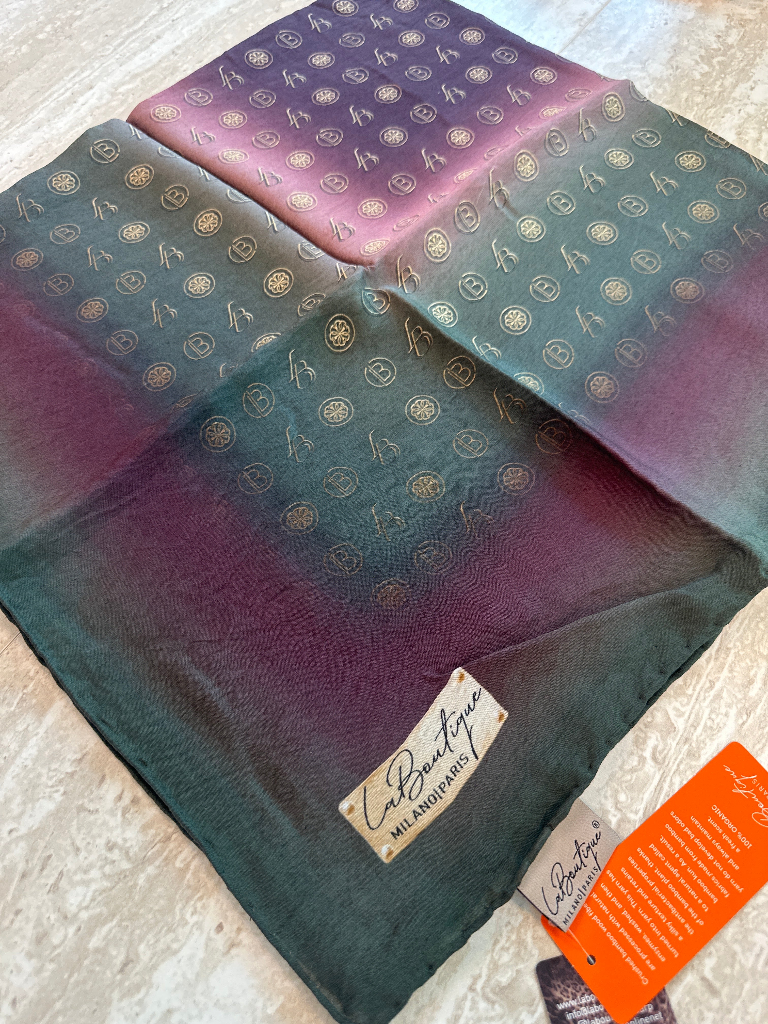 La Boutique Square Scarf - 52