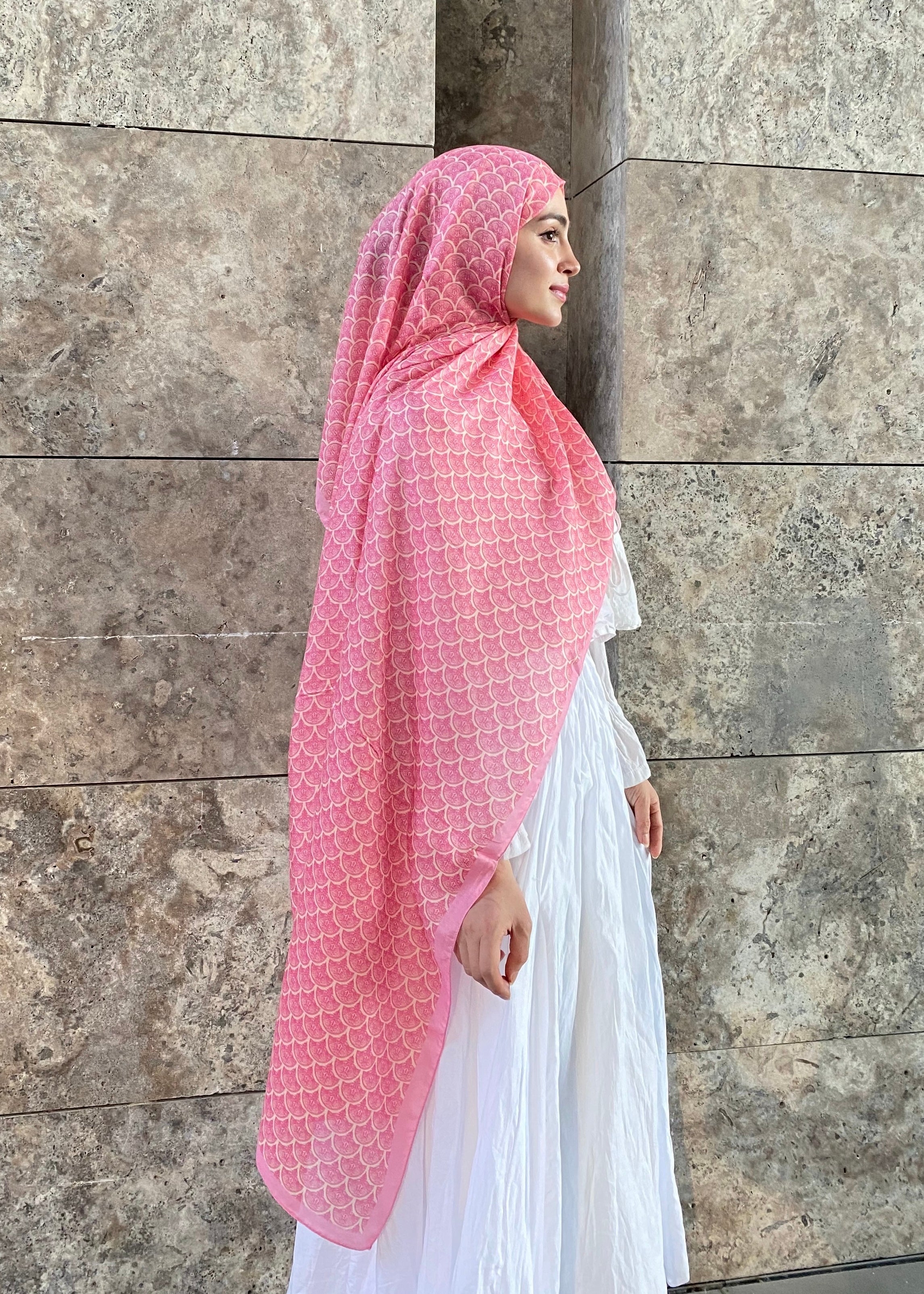 Minimal Pattern Hijab - Candy Pink
