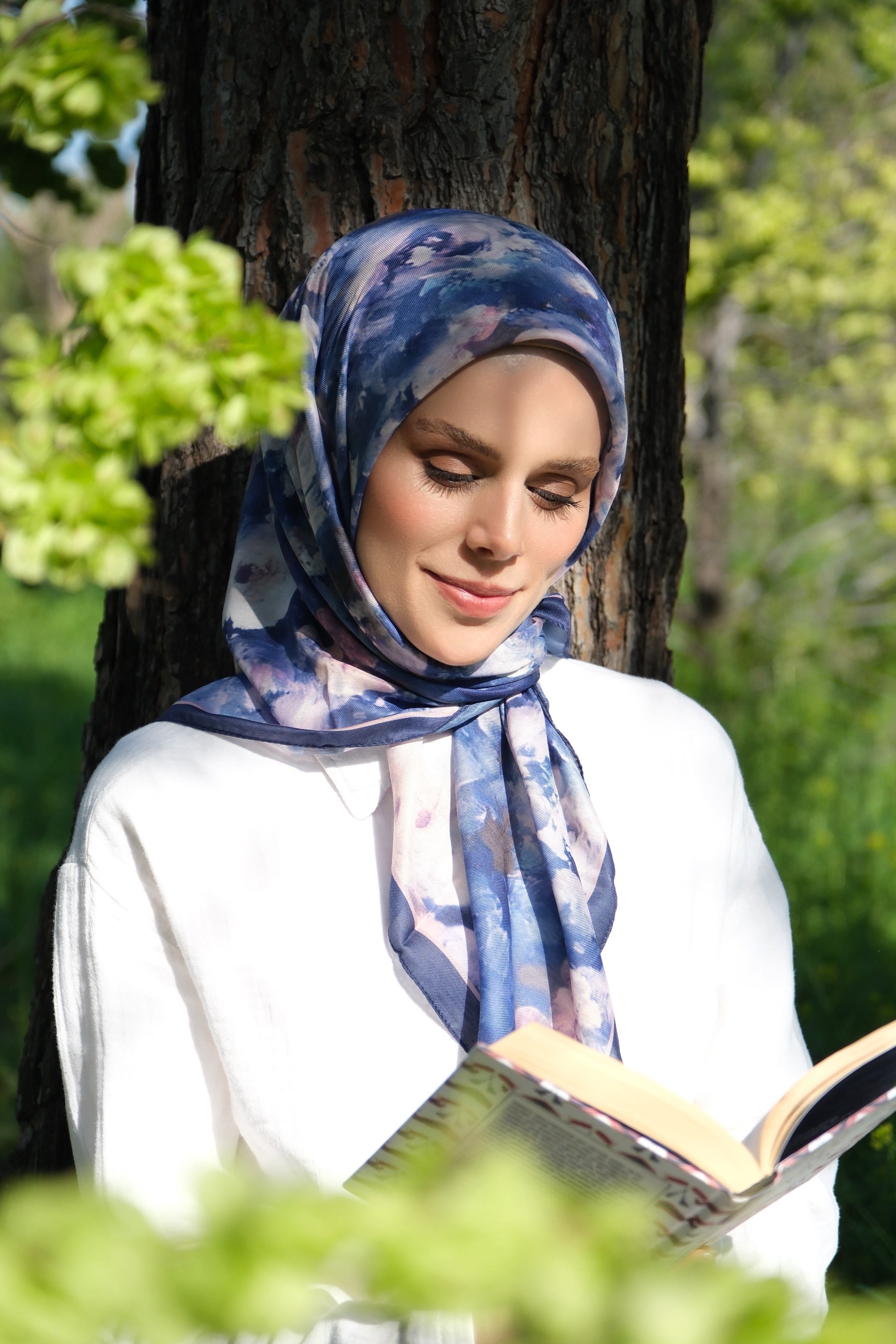 Rose Blend Square Scarf - Night Blue