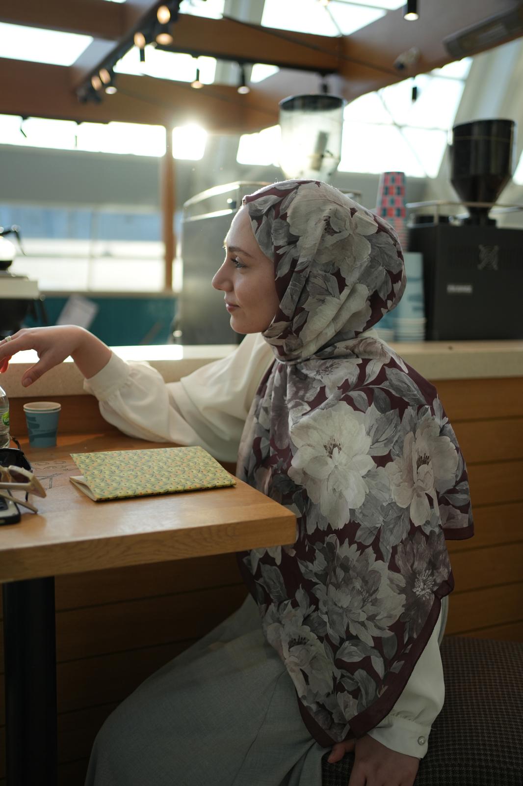 Velvet Bloom Hijab - Reddish Brown