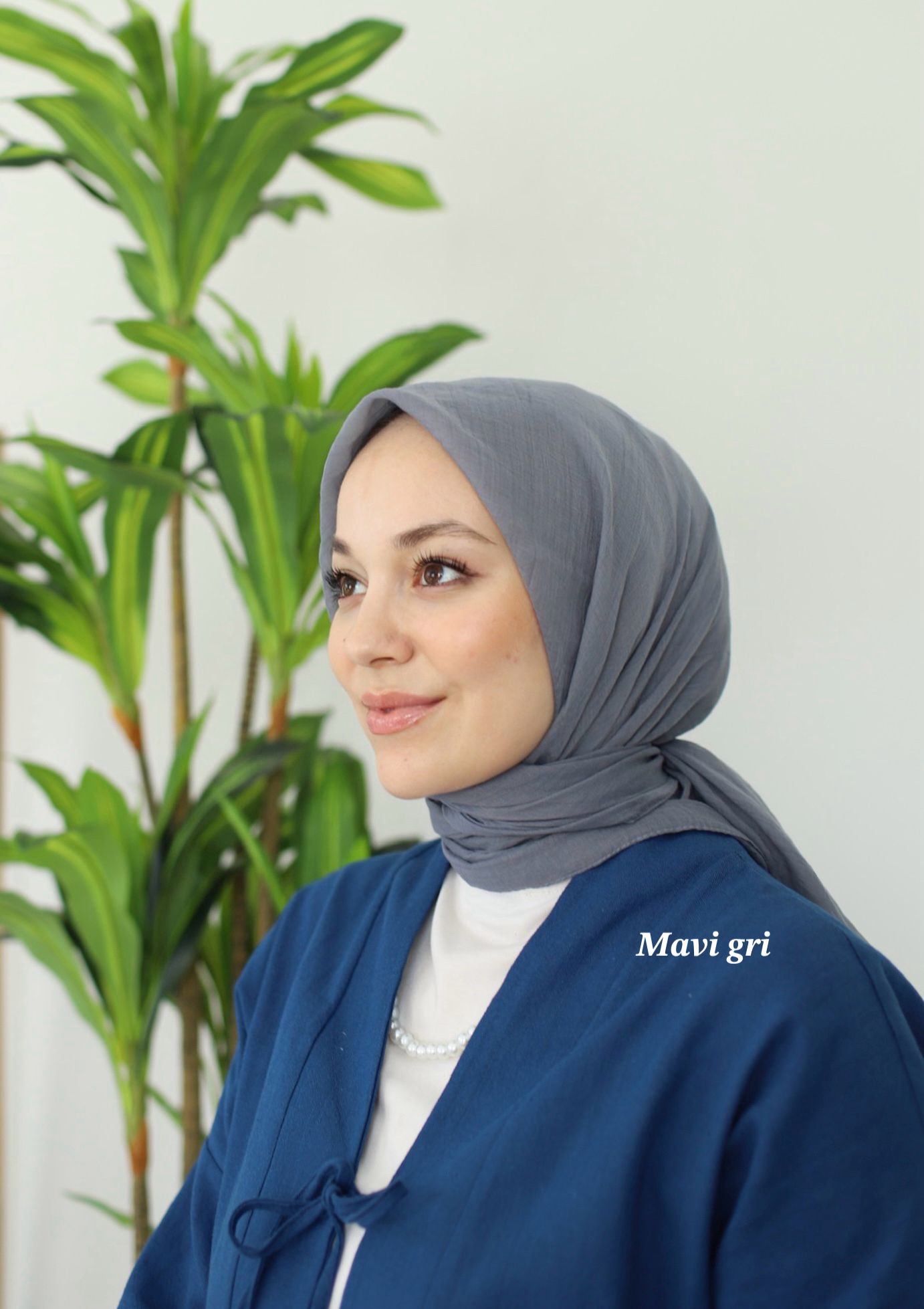 Relax Square Scarf - Blue Grey