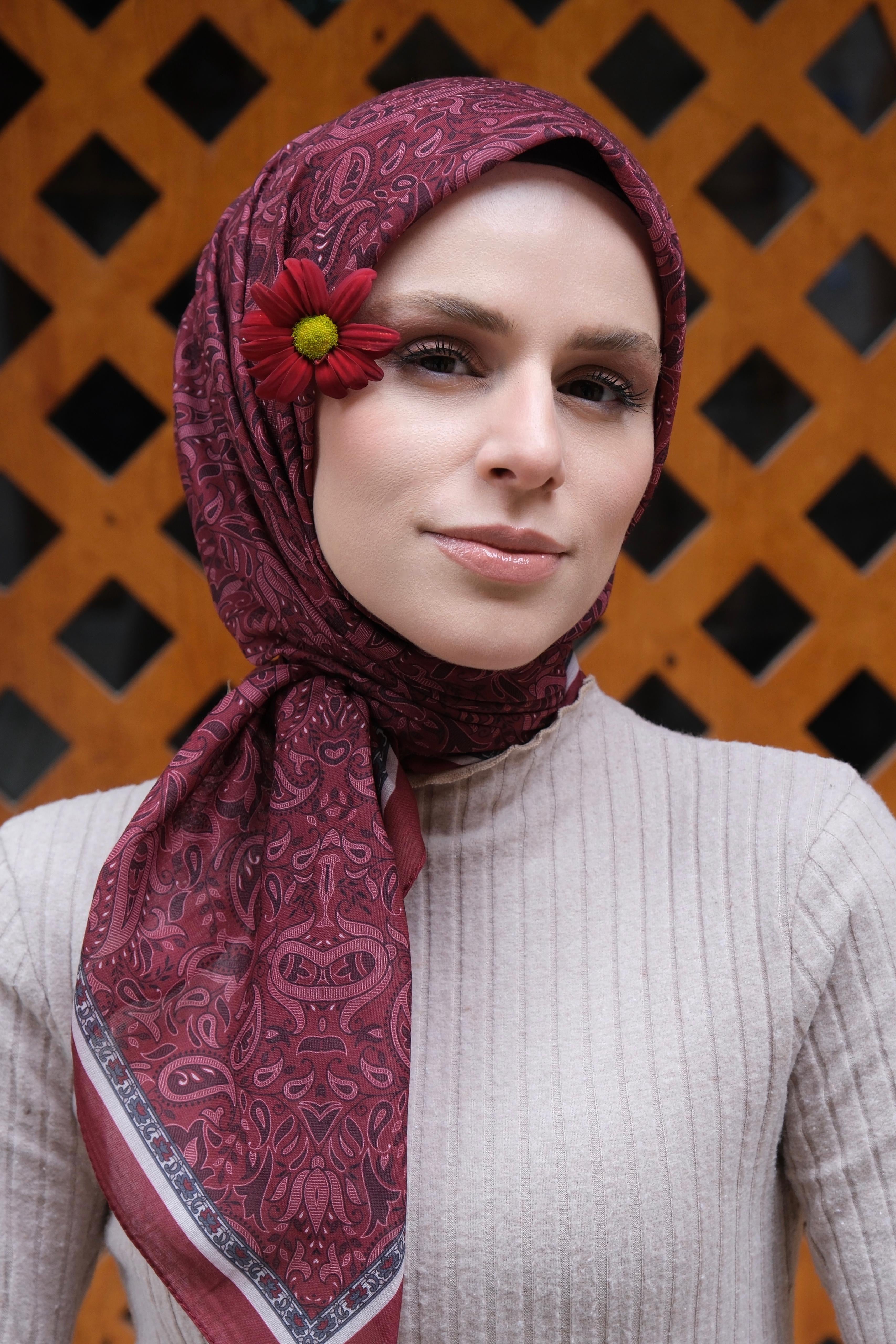 Scheherazade Square Scarf - Burgundy
