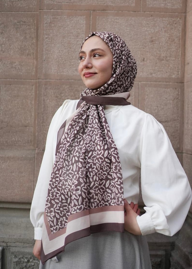 Flora Line Hijab - Mocha
