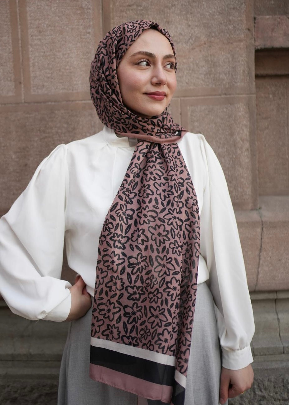 Flora Line Hijab - Caramel