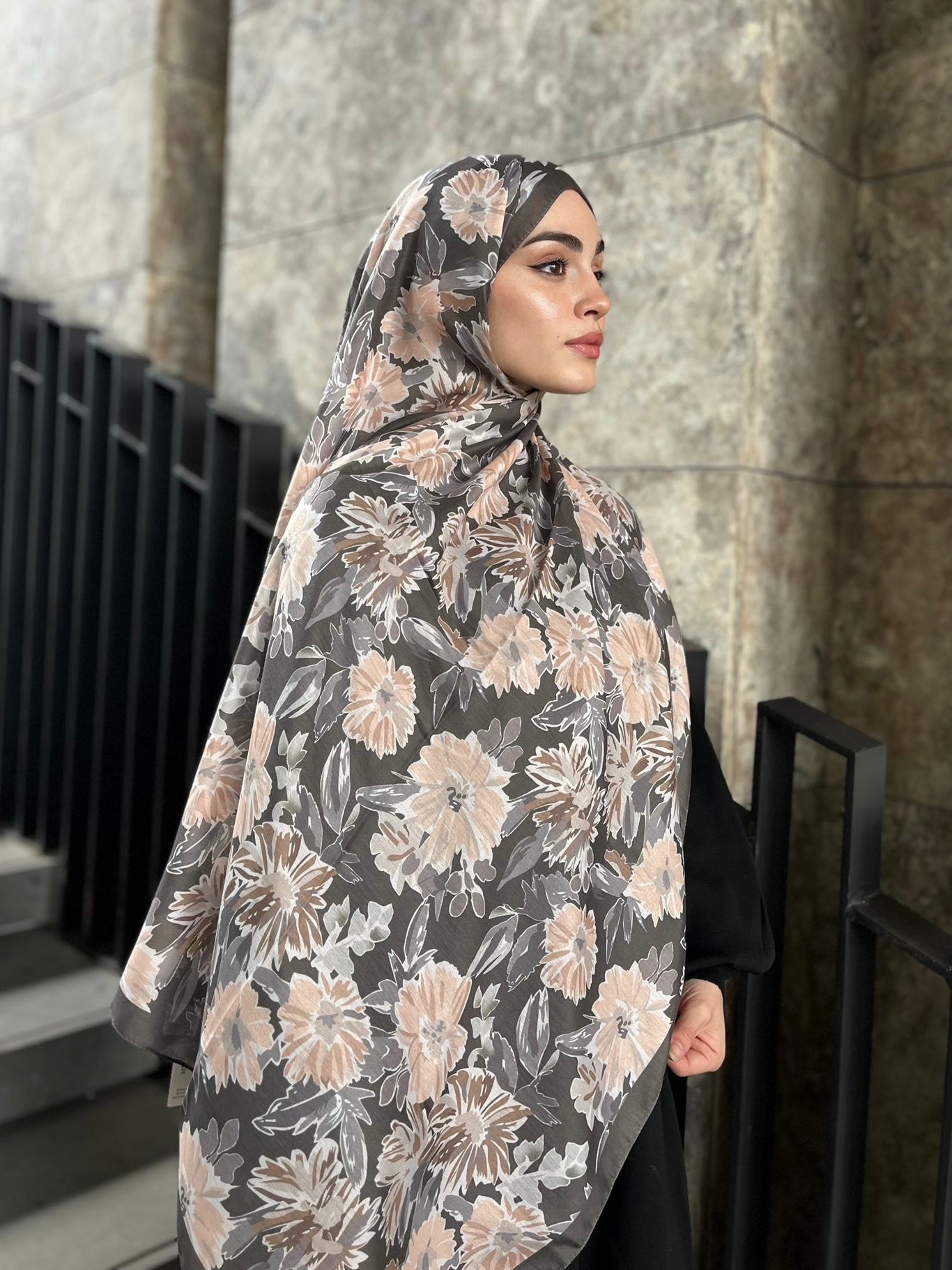 Matilda Pattern Hijab - Khaki