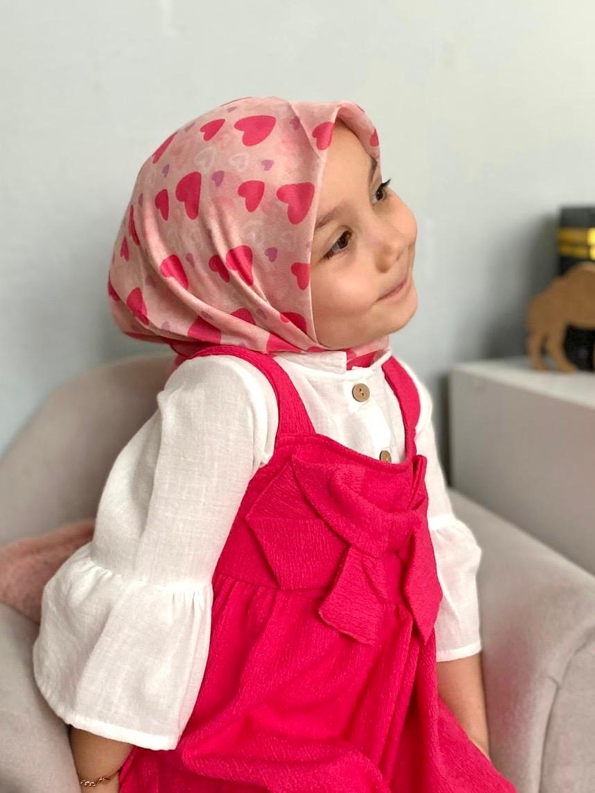 Kids Square Scarf - Pink Heart