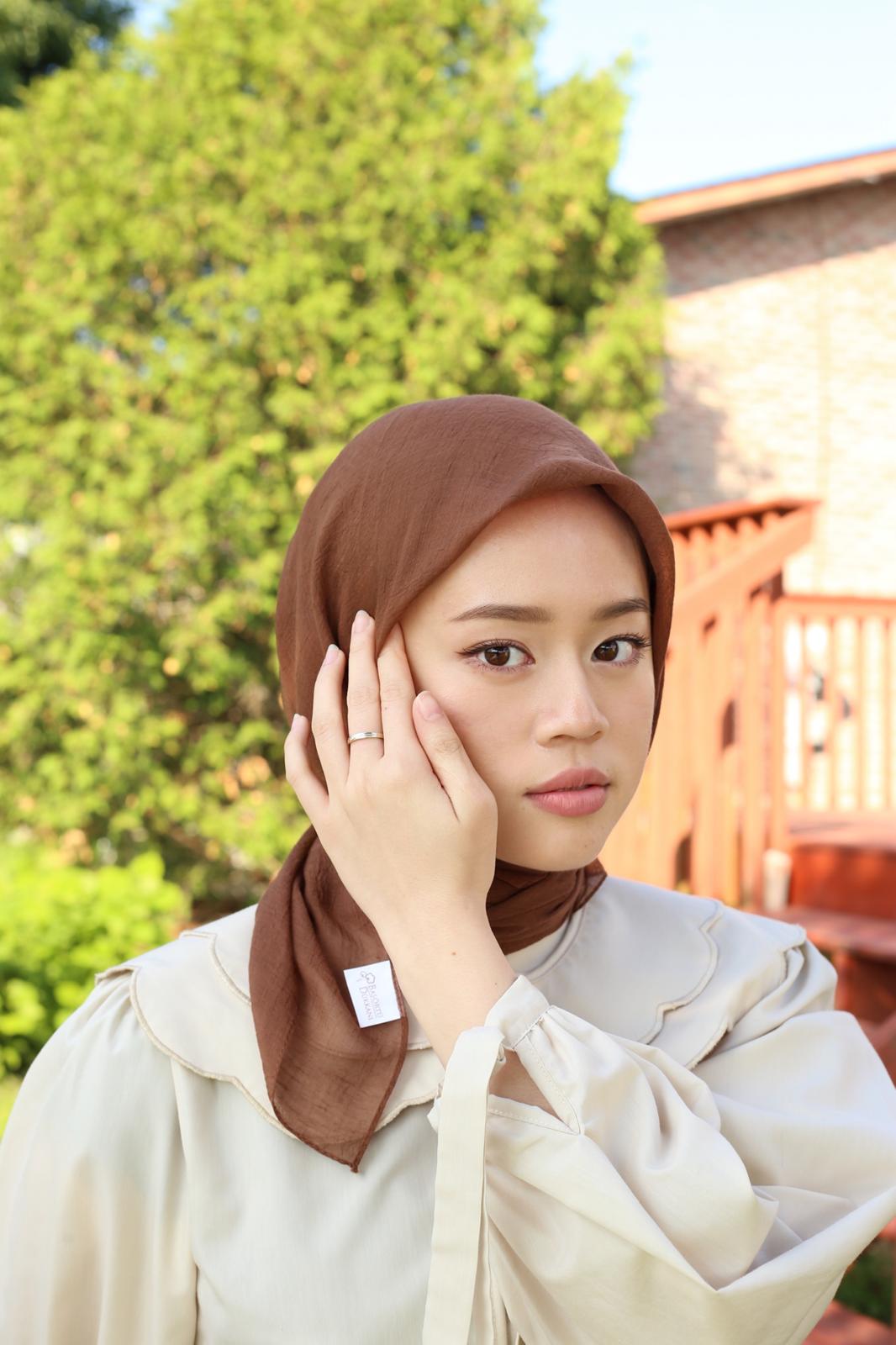 Relax Square Scarf - Chocolate Brown