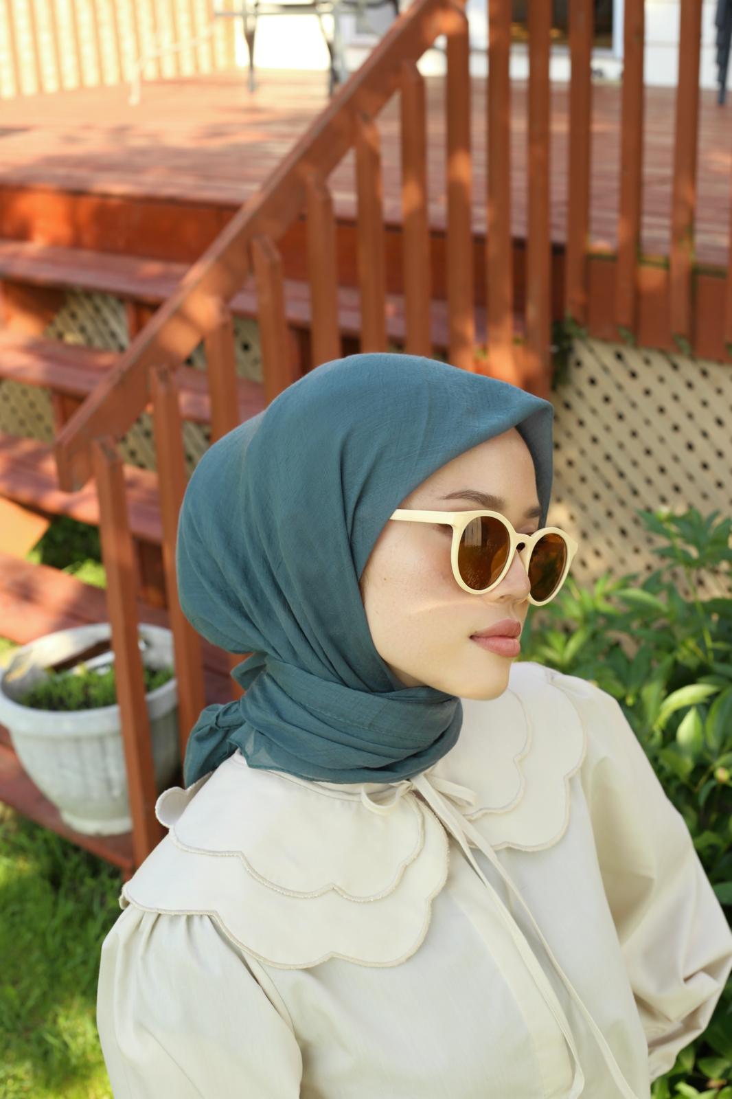 Relax Square Scarf - Bluish Oxide