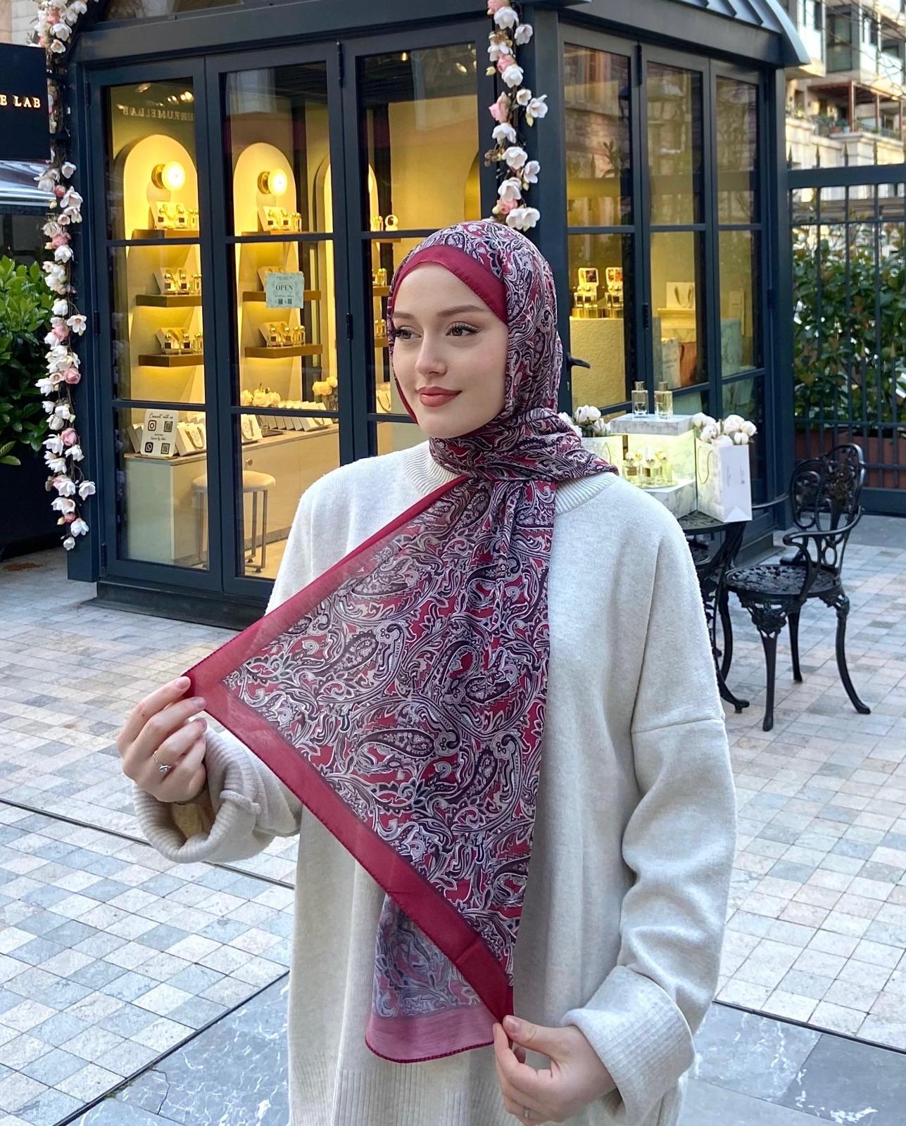 Firuze 3 Hijab - Light Burgundy