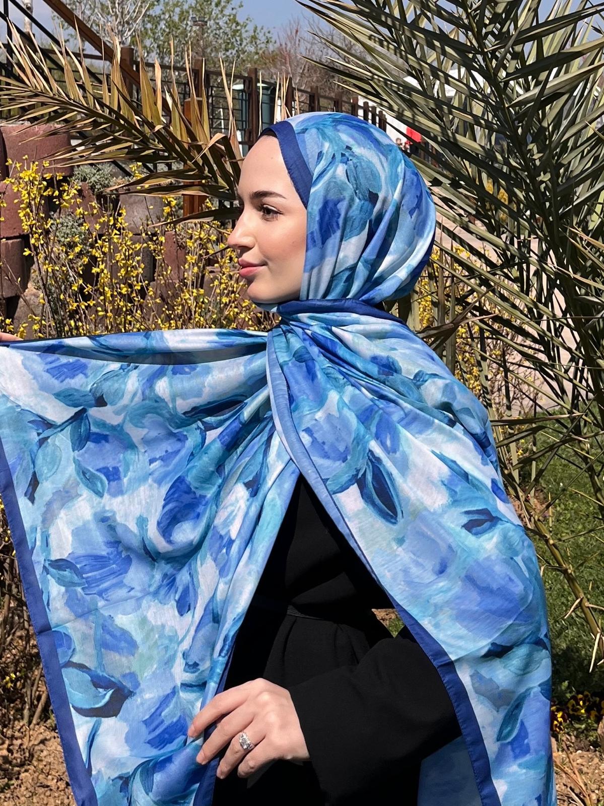Floral Brush Hijab - Midnight Blue