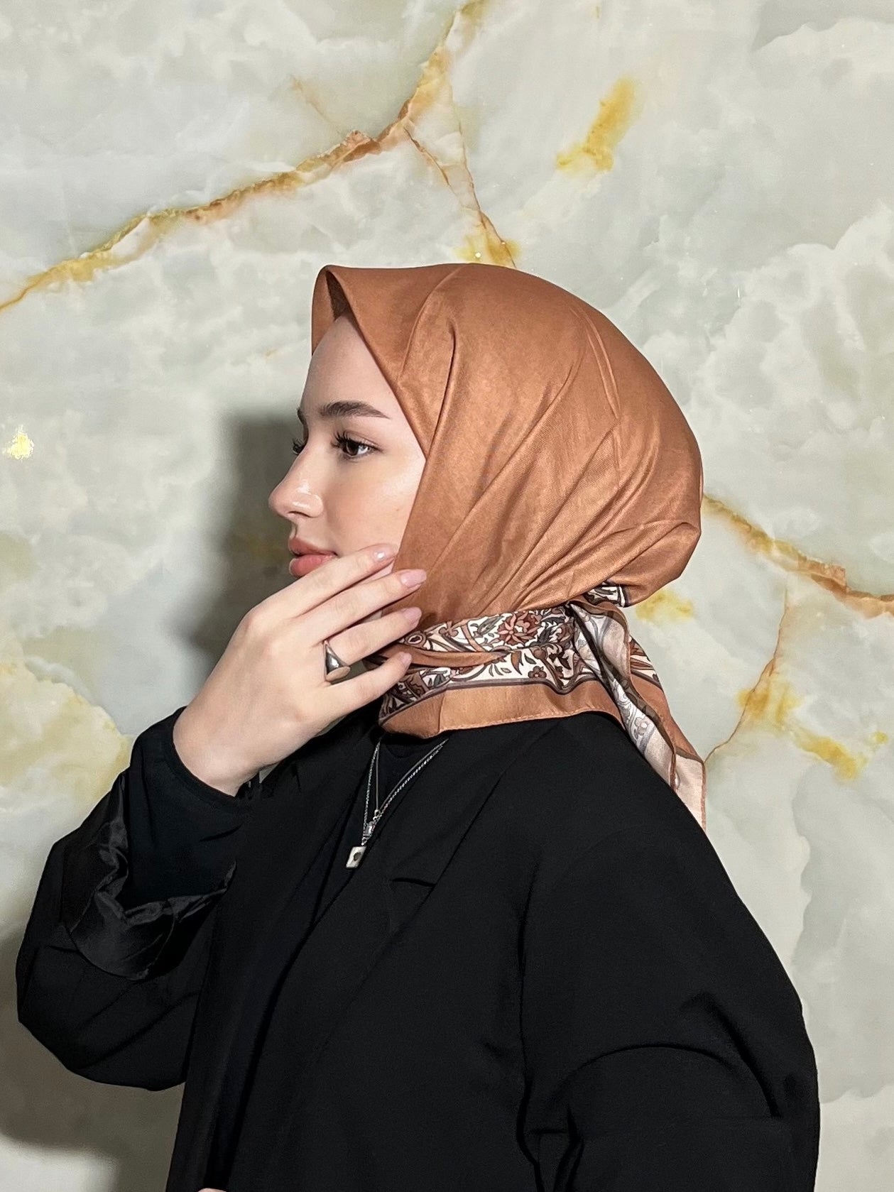 Royal Square Scarf - Caramel