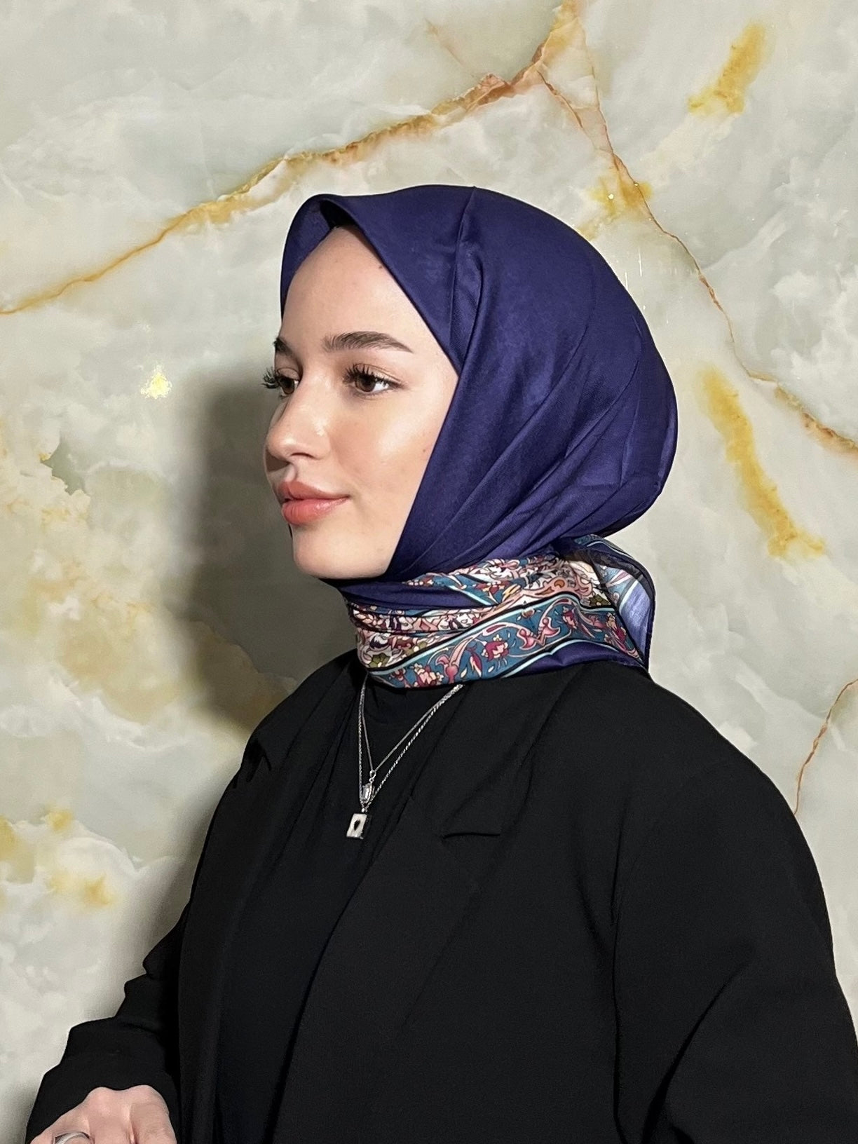 Royal Square Scarf - Purple Navy