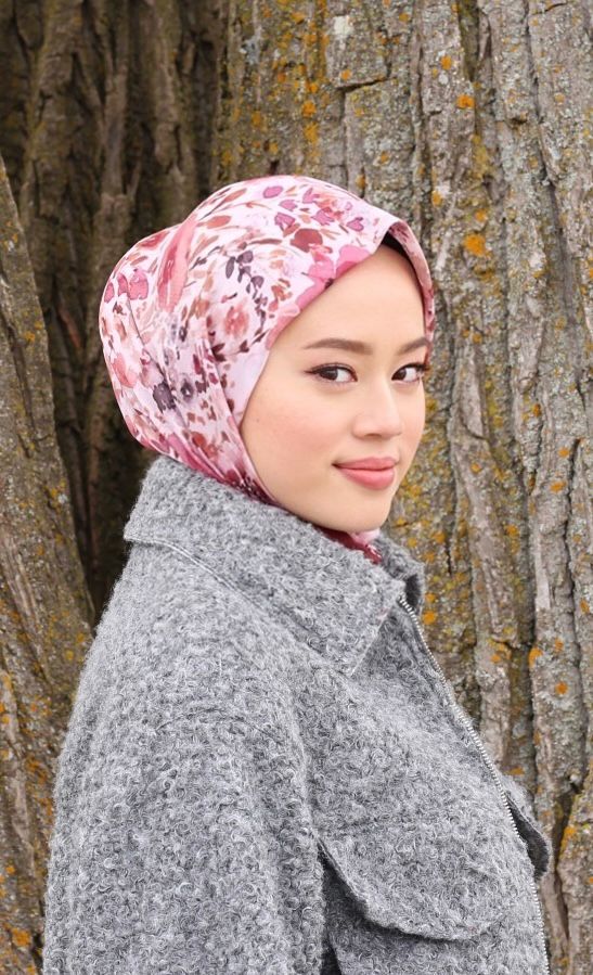 Watercolor Floral Square Scarf - Scarlet